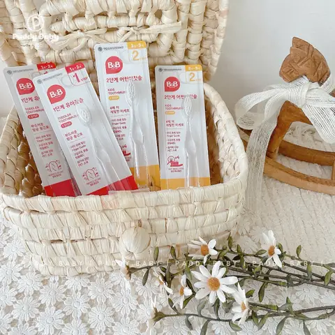 Bàn Chải Đánh Răng Hàn Quốc Cho Bé: Chọn Lựa An Toàn & Hiệu Quả