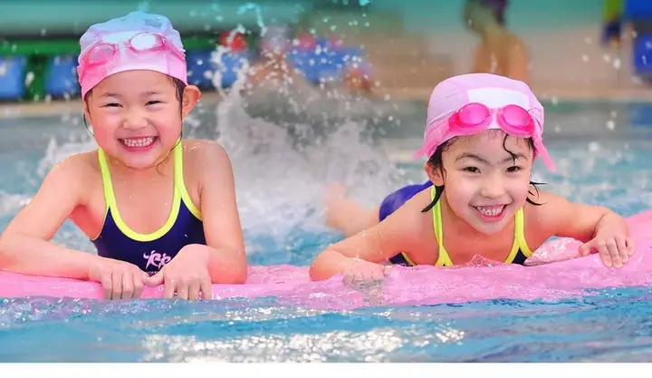 Top 15+ Bể Bơi Cho Bé Tại Hà Nội: Tiện Ích, An Toàn & Giá Tốt Nhất 2025 Top 15+ Bể Bơi Cho Bé Tại Hà Nội: Tiện Ích, An Toàn & Giá Tốt Nhất 2025