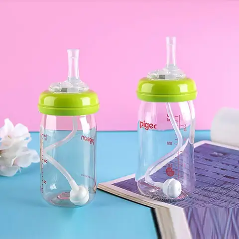 Top 5 Bình Sữa Có Ống Hút Tốt Nhất Cho Bé: Lựa Chọn Thông Minh Của Mẹ Bỉm Top 5 Bình Sữa Có Ống Hút Tốt Nhất Cho Bé: Lựa Chọn Thông Minh Của Mẹ Bỉm