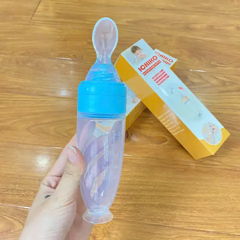 Bình Thìa Uống Sữa Cho Bé: Chọn Lựa Thông Minh Cho Bé Ăn Dặm & Uống Sữa Dễ Dàng