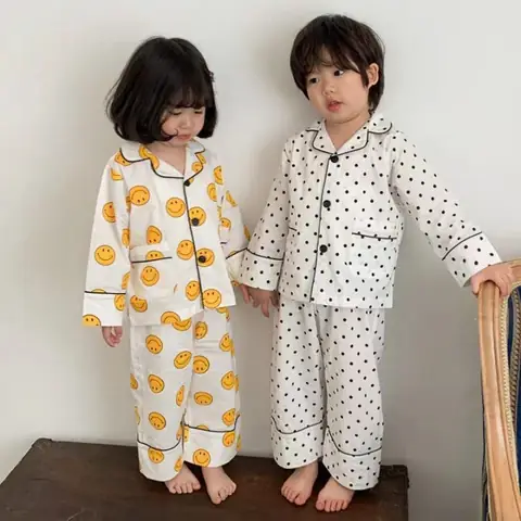 Top 10 Bộ Ngủ Pijama Cho Bé Trai & Bé Gái: Chất Liệu, Kiểu Dáng & Lưu Ý Chọn Lựa Top 10 Bộ Ngủ Pijama Cho Bé Trai & Bé Gái: Chất Liệu, Kiểu Dáng & Lưu Ý Chọn Lựa