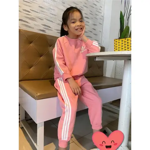 Bộ Nỉ Adidas Cho Bé: Kiểu Dáng, Chất Lượng & Nơi Mua Sắm Chuẩn Adidas