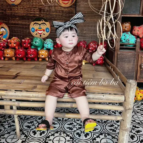 Bộ Quần Áo Chú Cuội Cho Bé: Hóa Trang Trung Thu Ngộ Nghĩnh & Ấm Áp