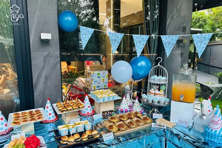 Tổ Chức Tiệc Buffet Sinh Nhật Cho Bé: Hướng Dẫn Chọn Thực Đơn & Địa Điểm