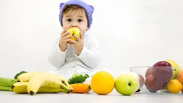 15+ Loại Trái Cây Tốt Nhất Cho Bé Ăn Dặm: Chọn Lọc & Hướng Dẫn Chế Biến Chuẩn