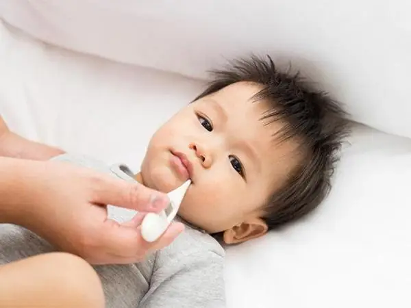 10 Cách Hạ Sốt Nhanh Cho Bé Tại Nhà An Toàn & Hiệu Quả 2024 10 Cách Hạ Sốt Nhanh Cho Bé Tại Nhà An Toàn & Hiệu Quả 2024