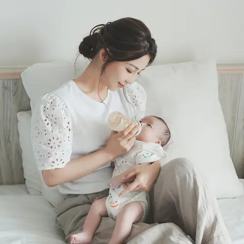 10+ Cách Tập Cho Bé Bú Bình Đúng Cách, Giúp Bé Tự Nguyện, Mẹ Nhàn Tênh