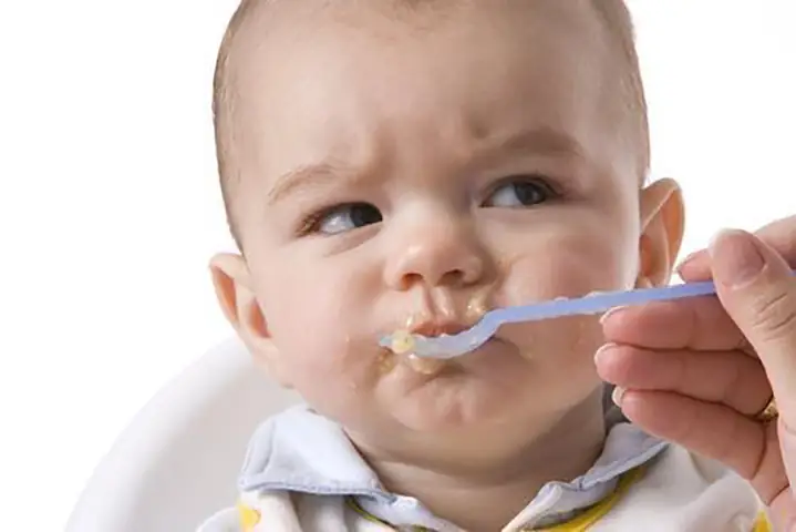 Cách Đút Cho Bé Ăn Dặm Đúng Chuẩn Theo Từng Giai Đoạn Phát Triển