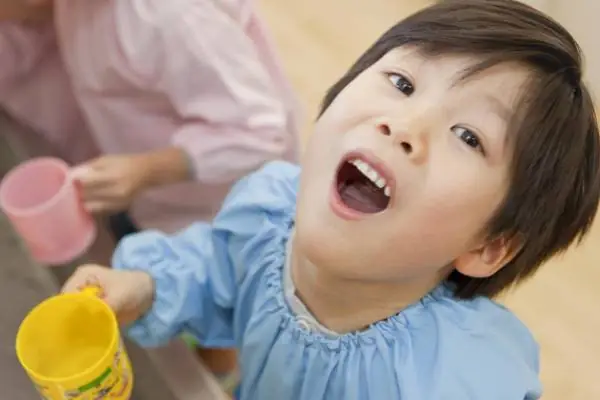 Cách Giảm Đau Tai Cho Bé An Toàn Và Hiệu Quả Tại Nhà