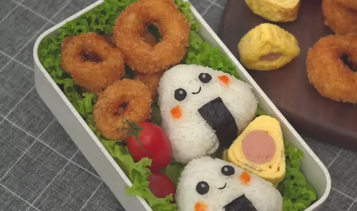 Cách Làm Cơm Bento Cho Bé: Hướng Dẫn Chi Tiết Từ A-Z Cho Mẹ Bỉm