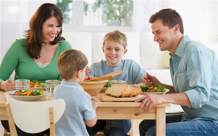 10+ Cách Giúp Bé Hết Biếng Ăn, Ăn Ngon Miệng & Tăng Cân Chuẩn WHO