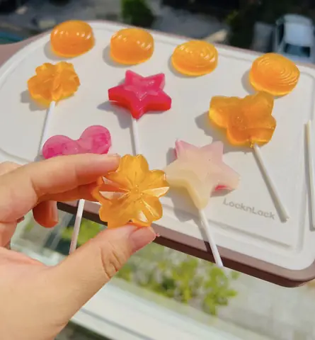 Cách Làm Kẹo Mút Hoa Quả Cho Bé Đơn Giản & An Toàn Tại Nhà