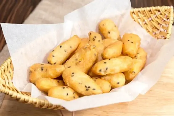 Hướng Dẫn Làm Khoai Lang Kén Giòn Ngon Cho Bé Chuẩn Vị Nhà Hàng