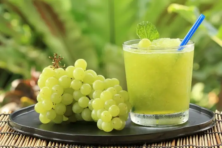 10+ Cách Làm Nước Ép Nho Cho Bé Thơm Ngon, Giữ Trọn Dinh Dưỡng