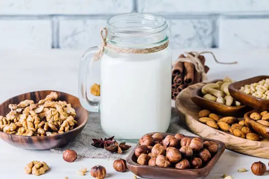 Cách Làm Sữa Hạt Hạnh Nhân Cho Bé: Công Thức Đơn Giản & Bổ Dưỡng Tại Nhà