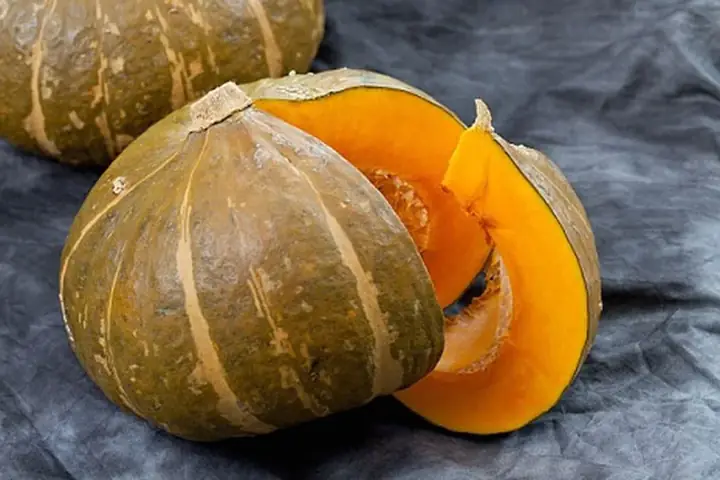 Cách Làm Sữa Hạt Sen Bí Đỏ Cho Bé Thơm Ngon, Bổ Dưỡng Tại Nhà