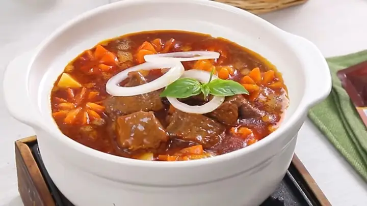 Cách Làm Bò Sốt Vang Cho Bé Mềm Ngon, Dinh Dưỡng Mà Bé Nào Cũng Thích Cách Làm Bò Sốt Vang Cho Bé Mềm Ngon, Dinh Dưỡng Mà Bé Nào Cũng Thích