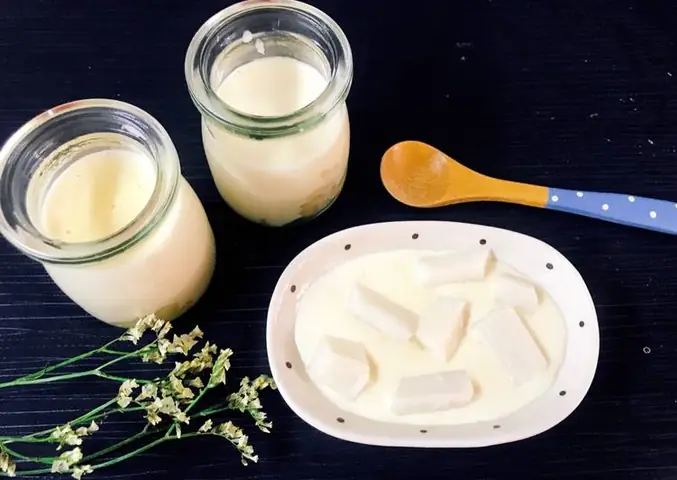 Cách Làm Váng Sữa Cho Bé 6 Tháng Tuổi: Công Thức Đơn Giản & Lợi Ích Tăng Cân