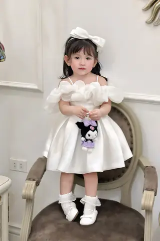 Hướng Dẫn Chi Tiết Cách May Váy Công Chúa Cho Bé Gái Tại Nhà