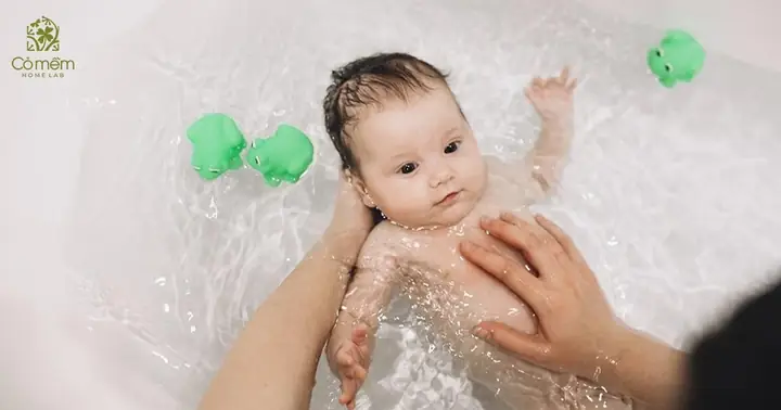 Cách Tắm Lá Kinh Giới Cho Bé An Toàn Và Hiệu Quả
