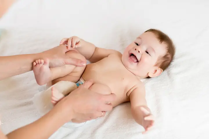 Cách Sử Dụng Dầu Dừa An Toàn Và Hiệu Quả Cho Bé