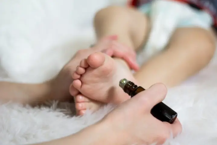 12 Cách Trị Ho Cho Bé Ban Đêm Hiệu Quả, An Toàn Tại Nhà 12 Cách Trị Ho Cho Bé Ban Đêm Hiệu Quả, An Toàn Tại Nhà