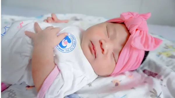 Chuẩn Bị Đầy Đủ Cho Em Bé Sắp Sinh: Danh Sách Vật Dụng & Giấy Tờ Cần Thiết