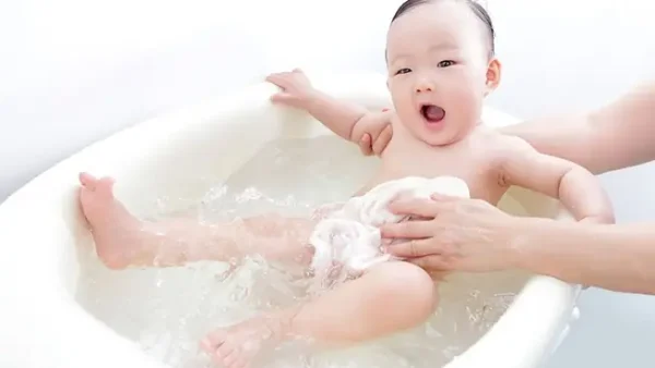Cây Lạc Tiên Tắm Cho Bé: Lợi Ích, Cách Dùng An Toàn Và Lưu Ý Quan Trọng