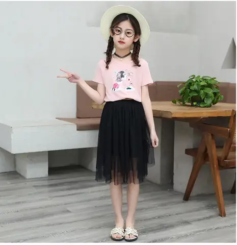 Chân Váy Bé Gái 8 Tuổi: Mẫu Đẹp, Cách Phối Đồ Sành Điệu Cho Bé