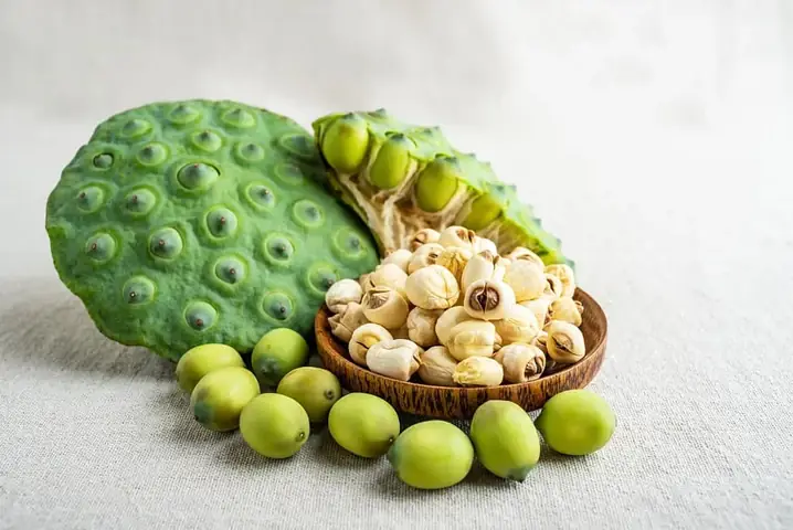 Cháo Hạt Sen Cho Bé 9 Tháng: Hướng Dẫn Nấu Chuẩn Dinh Dưỡng, An Toàn Cháo Hạt Sen Cho Bé 9 Tháng: Hướng Dẫn Nấu Chuẩn Dinh Dưỡng, An Toàn