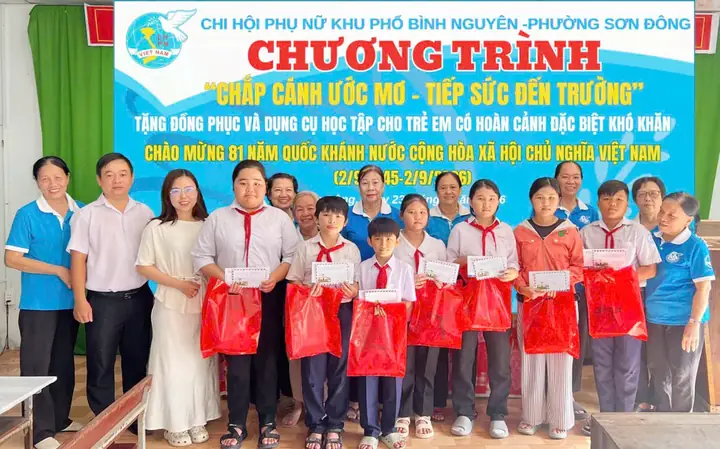 Cháo Tinh Hoàn Gà Cho Bé: Có Nên Cho Ăn? Cách Nấu Bổ Dưỡng, An Toàn