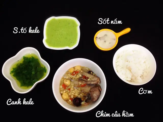 Chế Độ Ăn Dặm Cho Bé 10 Tháng Tuổi: Thực Đơn Chuẩn Khoa Học & Lời Khuyên Từ Chuyên Gia