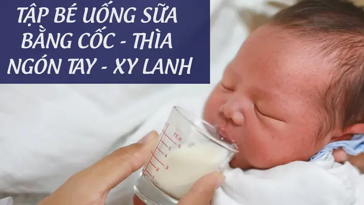 Hướng Dẫn Chi Tiết Cách Cho Bé Uống Sữa Bằng Thìa An Toàn Và Hiệu Quả