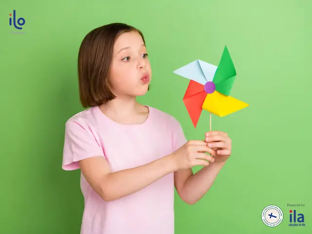 Chong Chóng Cho Bé: Mua Ở Đâu, Tự Làm Thế Nào & Lợi Ích?
