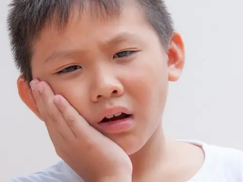 Bé 6 Tuổi Bị Sâu Răng: Nguyên Nhân, Cách Chữa Trị Tại Nhà Và Khi Nào Cần Đến Nha Khoa
