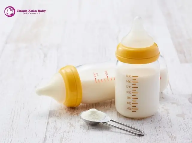 Có Nên Cho Bé Uống Song Song 2 Loại Sữa Công Thức Không? Hướng Dẫn Chi Tiết Có Nên Cho Bé Uống Song Song 2 Loại Sữa Công Thức Không? Hướng Dẫn Chi Tiết