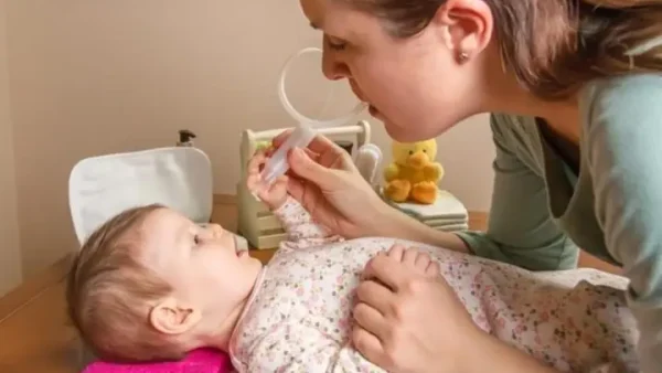 Có Nên Dùng Máy Hút Mũi Cho Bé Không? Hướng Dẫn Chi Tiết Cho Ba Mẹ