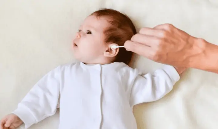 Có Nên Lấy Ráy Tai Cho Bé 2 Tuổi? Khi Nào Cần Can Thiệp Và Cách Bảo Vệ Tai An Toàn
