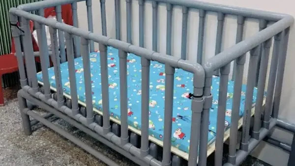 Hướng Dẫn Chi Tiết Cách Tự Làm Cũi Ống Nhựa An Toàn Cho Bé Tại Nhà