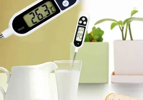 Hướng Dẫn Chi Tiết Chọn Và Sử Dụng Dụng Cụ Đo Nhiệt Độ Pha Sữa Cho Bé