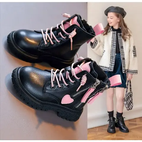 Top 10+ Mẫu Giày Boot Cho Bé Gái 3 Tuổi Đẹp, Ấm Áp & Thời Trang 2024