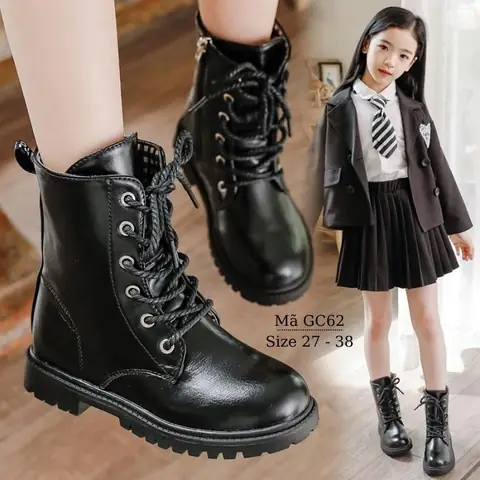 Top 10+ Mẫu Giày Boot Cho Bé Gái 3 Tuổi Đẹp, Ấm Áp & Thời Trang 2024