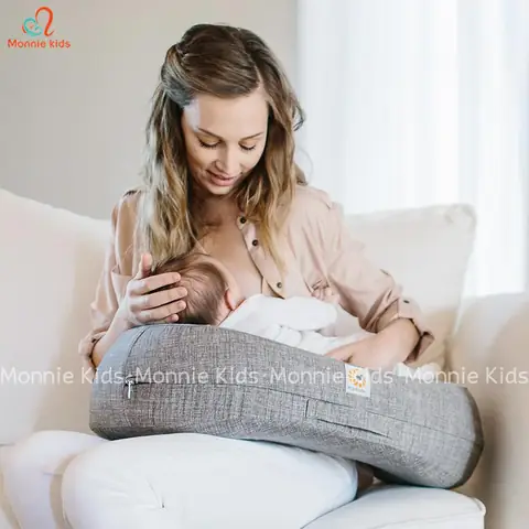 Chọn Gối Cho Bé Bú Đúng Cách: An Toàn, Tiện Lợi & Giảm Trào Ngược