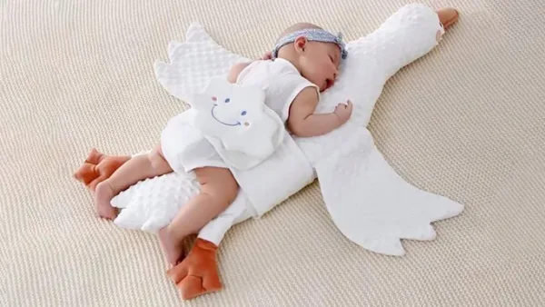 Chọn Gối Ôm Cho Bé Ngủ Ngon: Hướng Dẫn Chi Tiết Từ A-Z