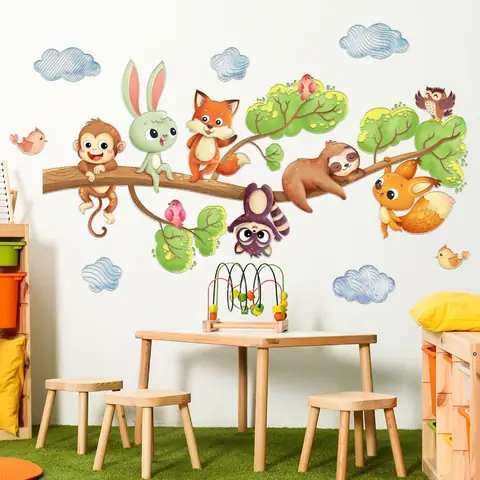 Decal Dán Tường Hình Thú Cho Bé: Mẫu Ngộ Nghĩnh, Lợi Ích Trang Trí & Giáo Dục