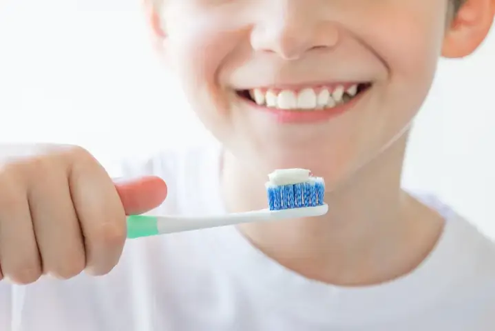 Kem Đánh Răng Tốt Cho Bé: Tiêu Chí Chọn Lọc & Top Sản Phẩm An Toàn, Hiệu Quả