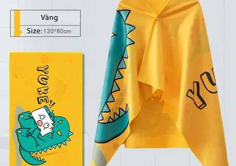 Khăn Tắm Đi Biển Cho Bé: Chọn Mua & Sử Dụng Đúng Cách Giữ Ấm, An Toàn