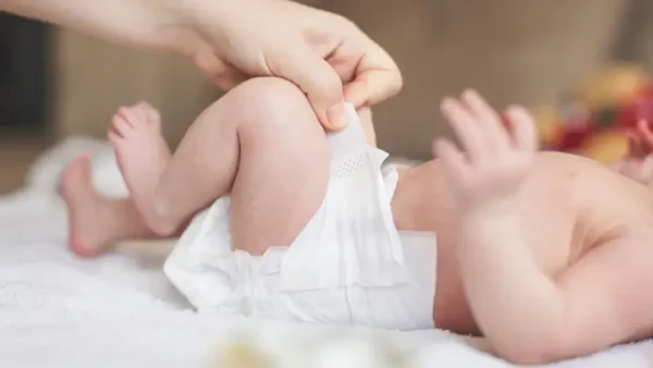 Khi Nào Bé Sẵn Sàng Mặc Tã Quần? Hướng Dẫn Chuyển Đổi Đúng Thời Điểm