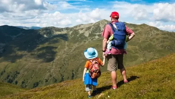 Kinh Nghiệm Chọn Địu Em Bé An Toàn, Thoải Mái Và Phù Hợp Theo Từng Giai Đoạn