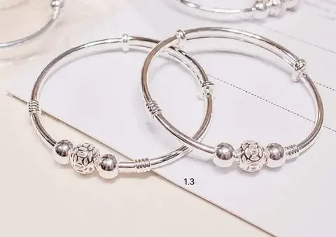 Top 10+ Mẫu Lắc Chân Bạc Đẹp Cho Bé Trai, Bé Gái Xinh Xắn & Ý Nghĩa 2027